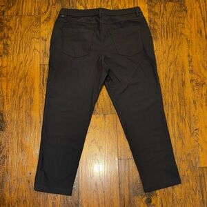 Lululemon Pants - 34x27